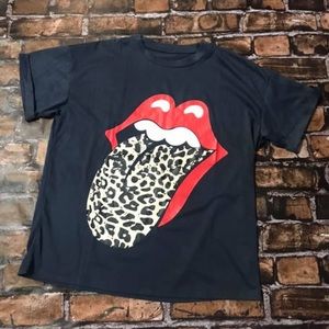 Too small. Never worn